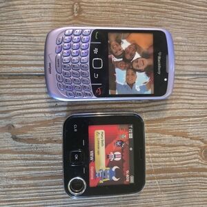 Free Play Smartphones (2)